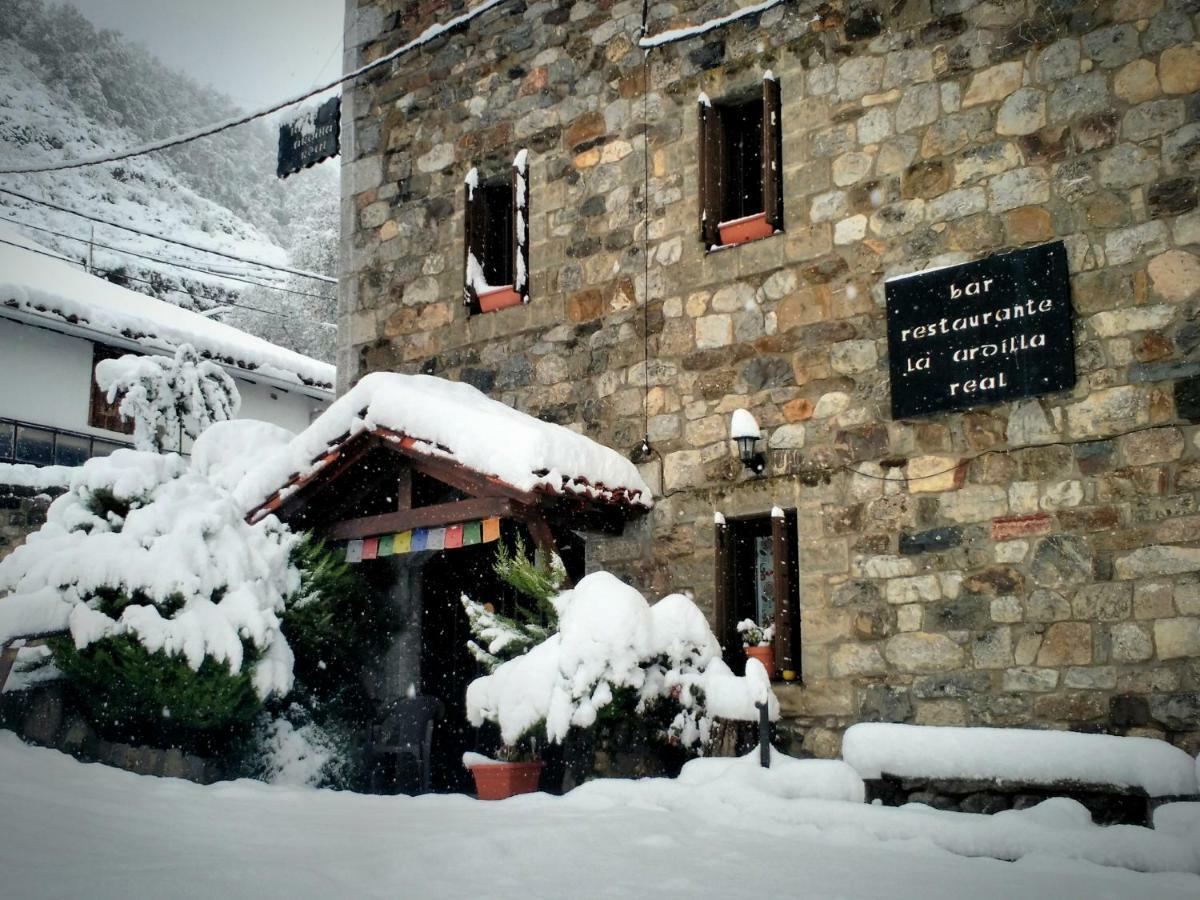 Refugio La Ardilla Real Pansiyon Posada De Valdeon Dış mekan fotoğraf